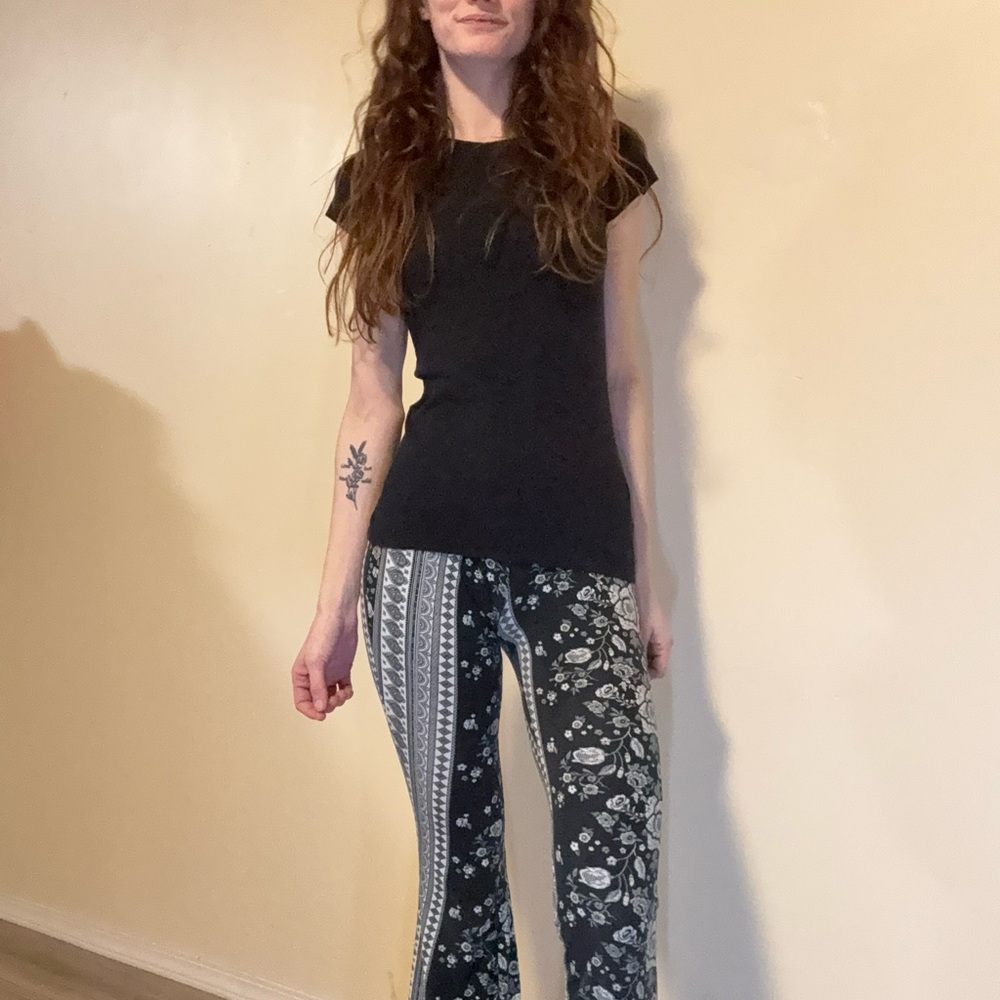 Black and White Patterned Women's Flare- style Pants